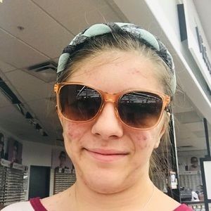 Meet your Posher, Theresa